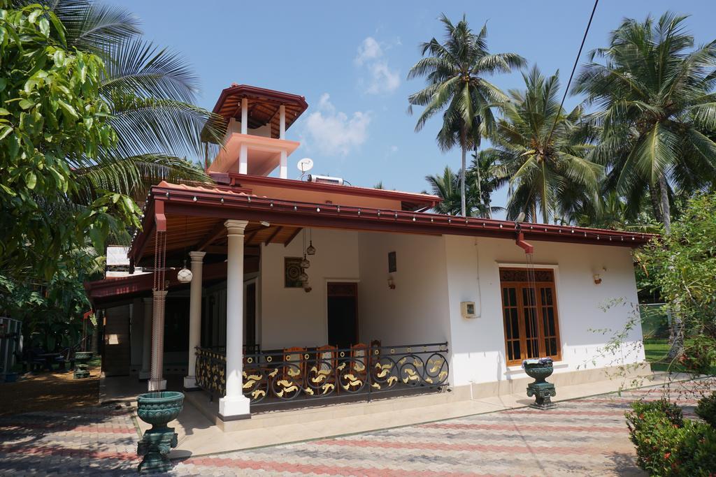Sampath Villa Aluthgama Esterno foto